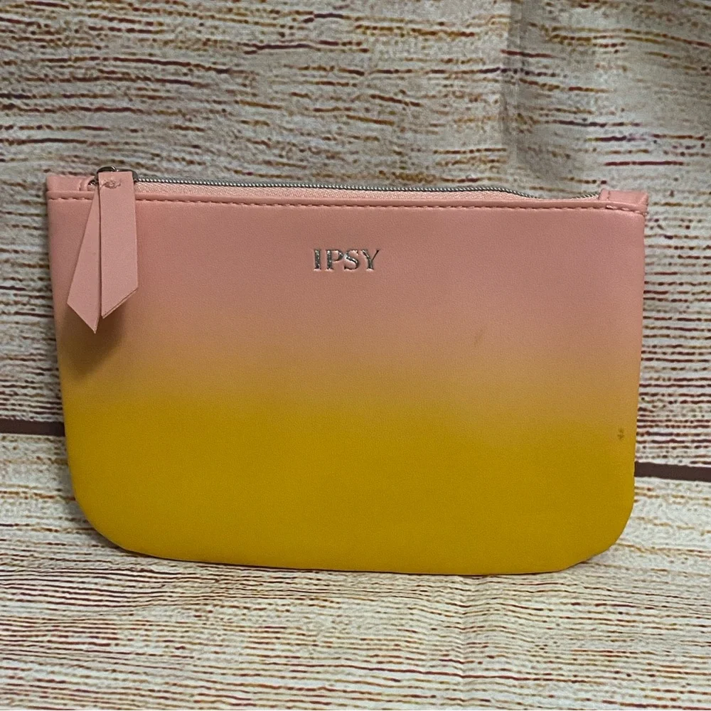 IPSY Bag